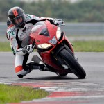 2014 Aprilia RSV4 R ABS and RSV4 Factory ABS_3