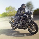 2015 Yamaha XJR1300 Racer In Action